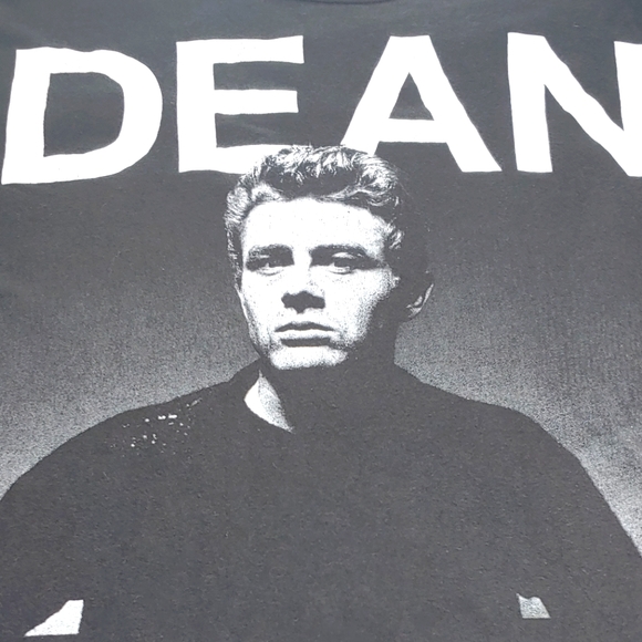 James Dean - Image from the Torn Sweater series 1954 Black Tee Small - Picture 1 of 7